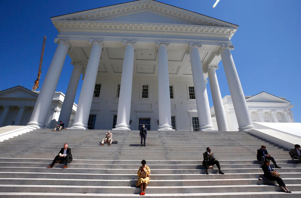 House Democrats Choose First Two Members of Redistricting Commission