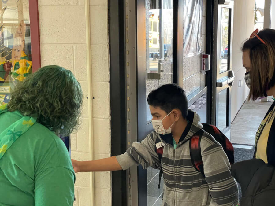 Virginia Keeps Mask Rule For Summer Classes, CDC Guidance On Hold