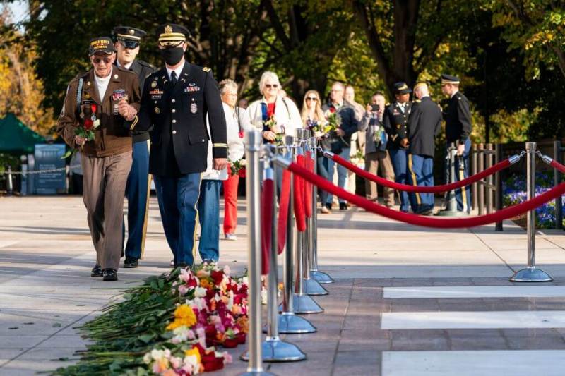 A veteran at the Tomb of the Unknown Soldier
