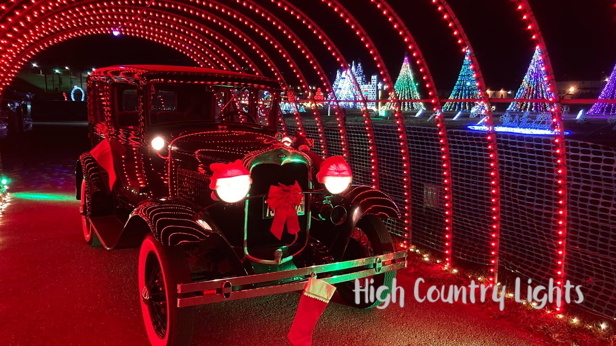 5 Virginia Towns That Go All Out For The Holidays 