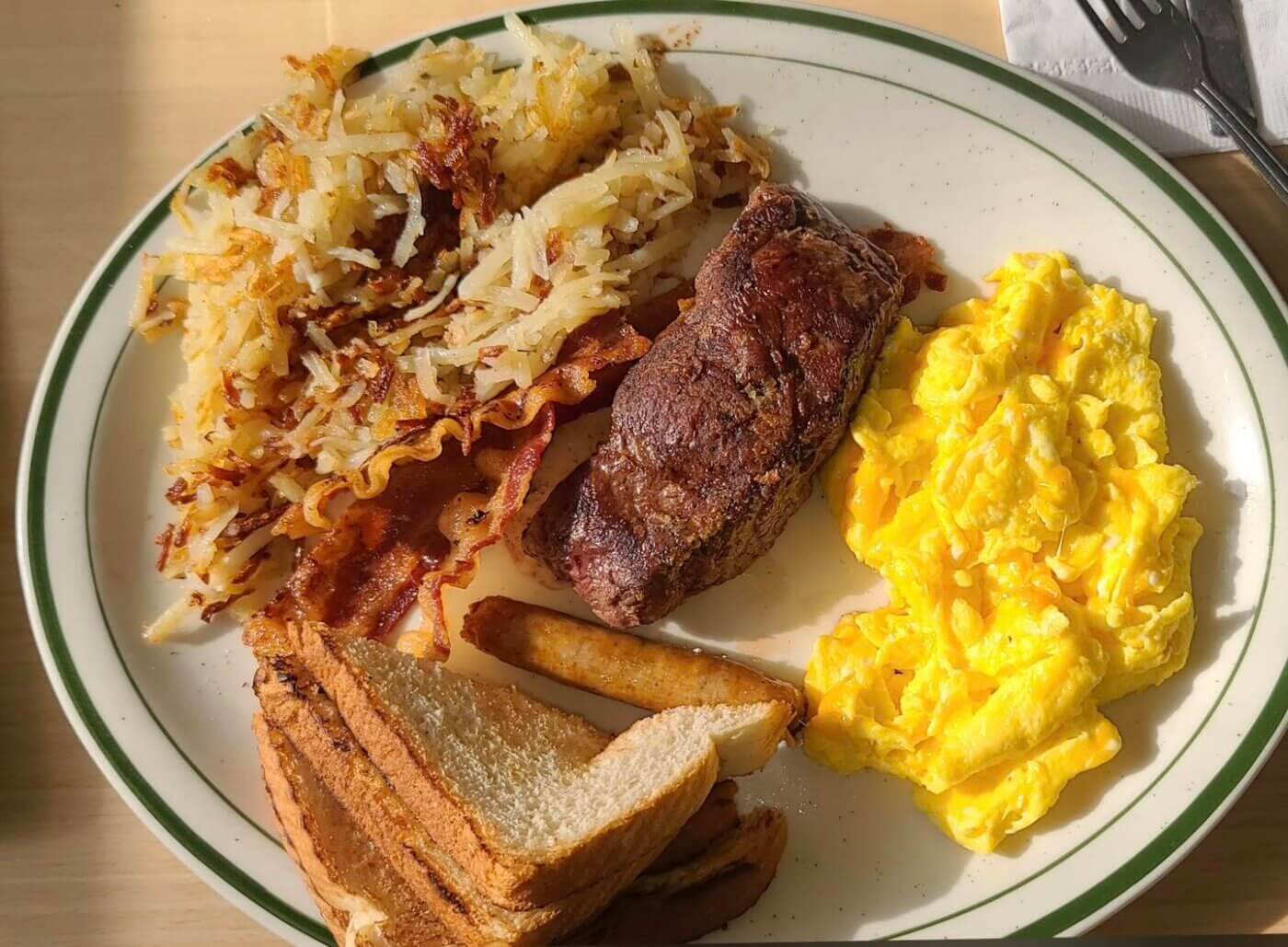 Looking for Affordable Places to Eat in Northern, Central, and Coastal Virginia? Check Out These 12 Eateries.