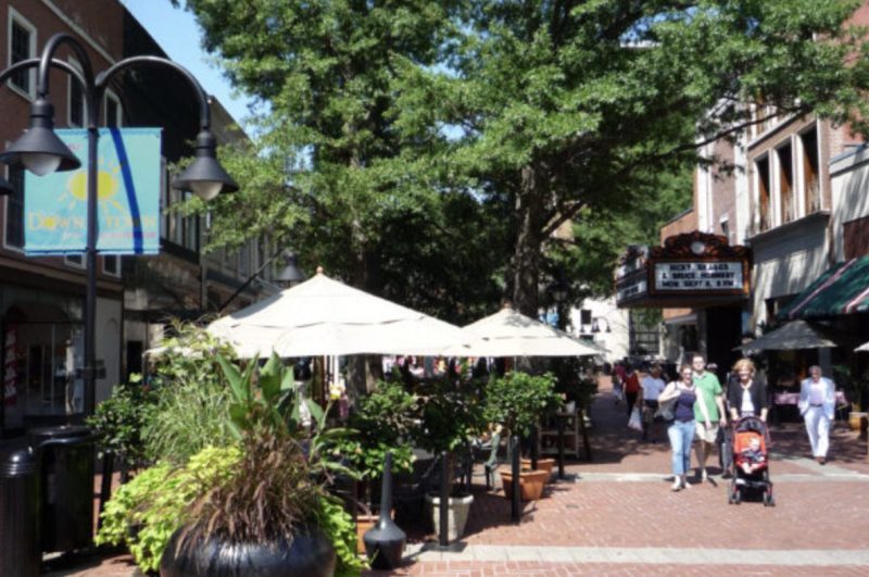 a mall in charlottesville, virginia
