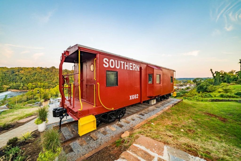 Why is this Lynchburg location Virginia’s top Airbnb listing?