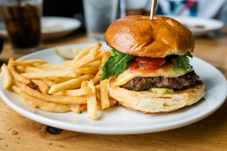 The Virginia Beach Food Guide: The best burgers of 2025