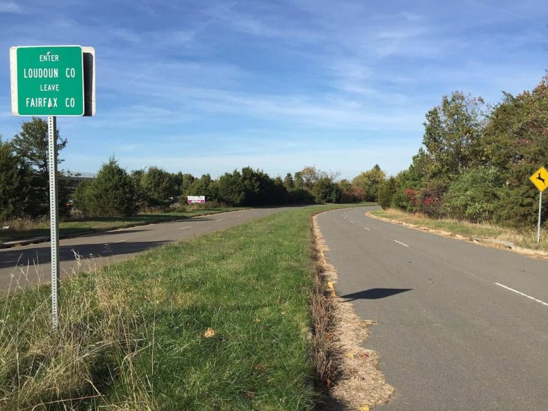 Loudoun County’s Board of Supervisors have voted unanimously to adopt an ordinance prohibiting streets from being named after segregationists and Confederate leaders.