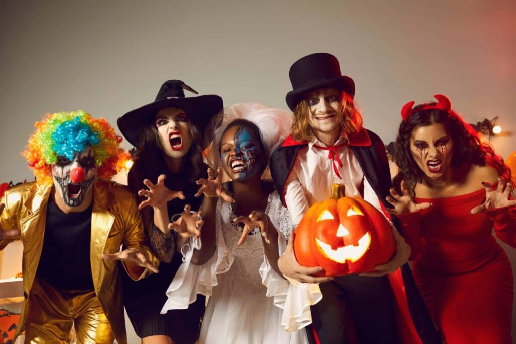Show off your Virginia pride with these 15 state-inspired Halloween costume ideas representing the commonwealth’s wildlife, mascots, and famous figures.