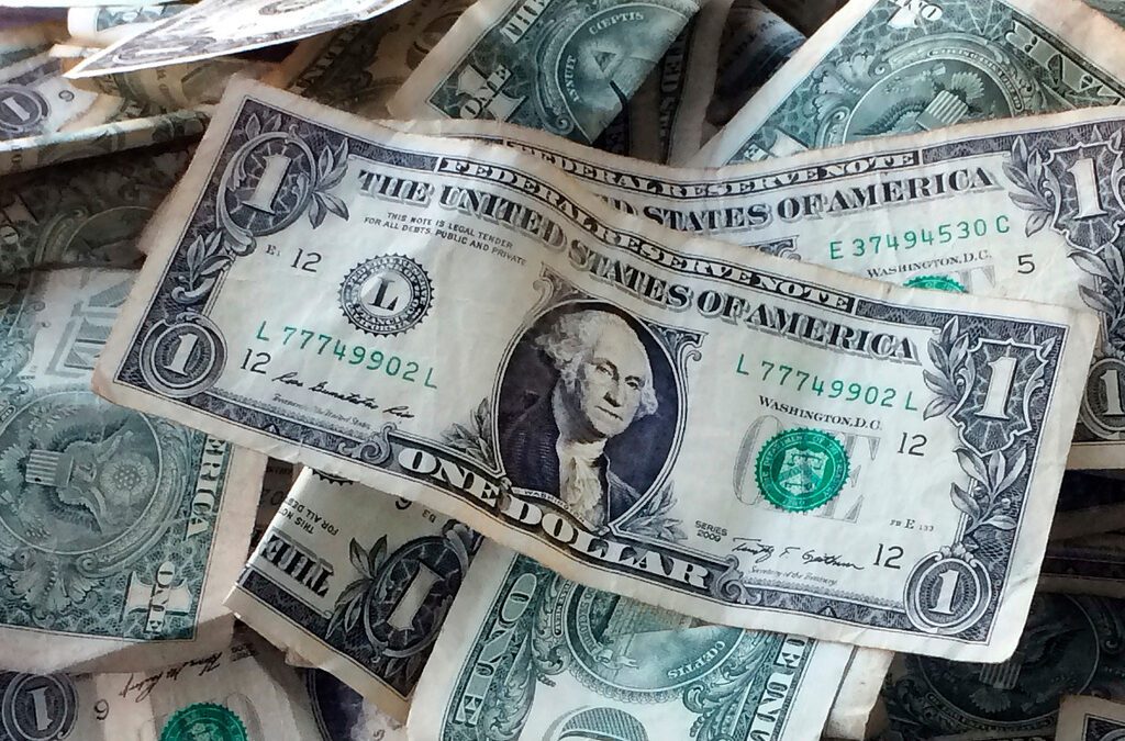 $15 minimum wage inches closer to becoming law in Virginia