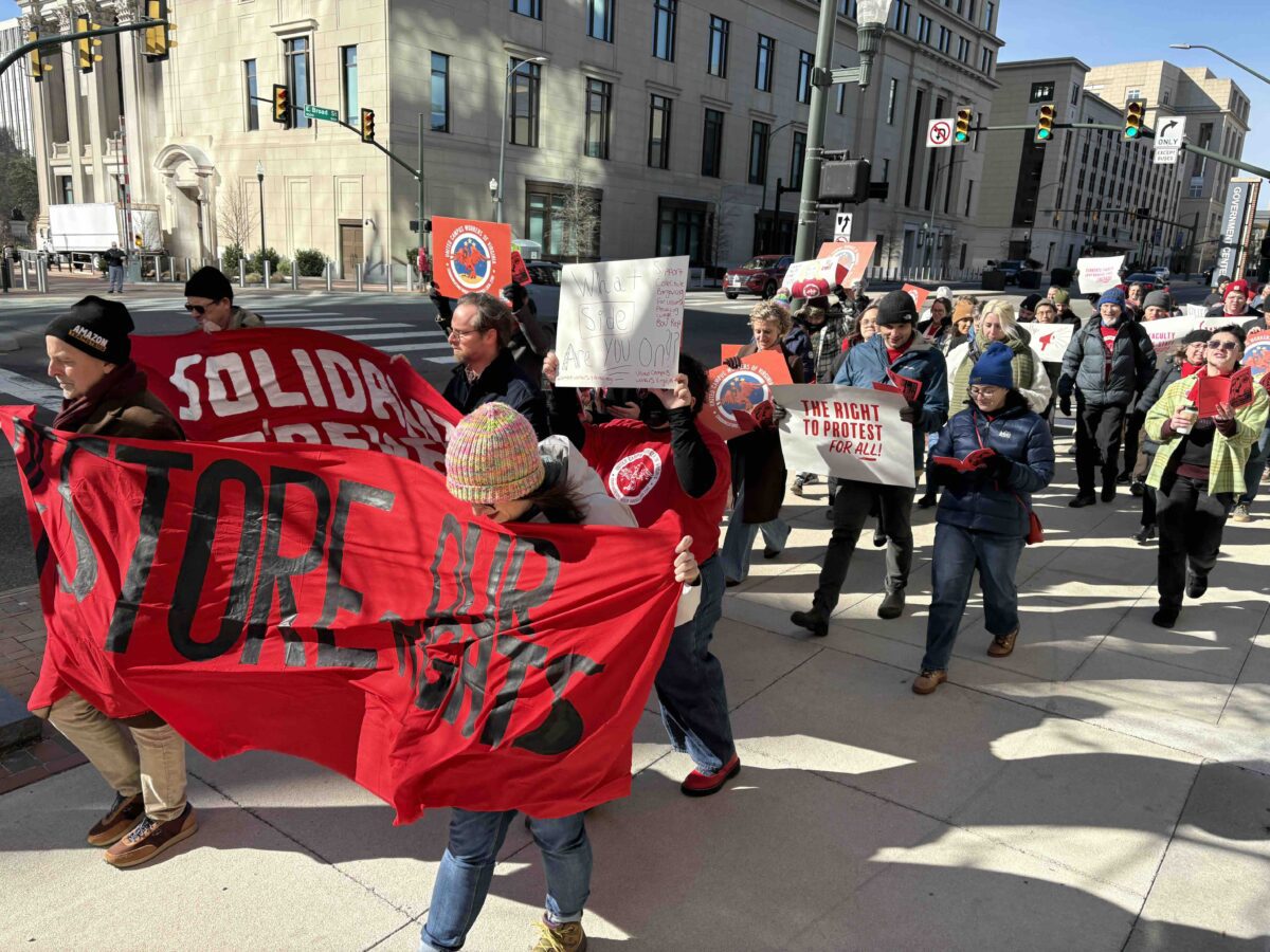 Virginia campus workers rally to end union restrictions rooted in Jim Crow
