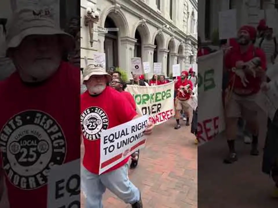 Virginia Union Workers Rally After Spanberger Vetoes Collective Bargaining Bill
