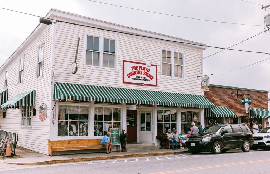 small towns in Virginia
